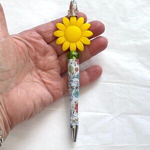 Sunflower Beaded Pen-Flower Beaded Pen-New Free Refills!